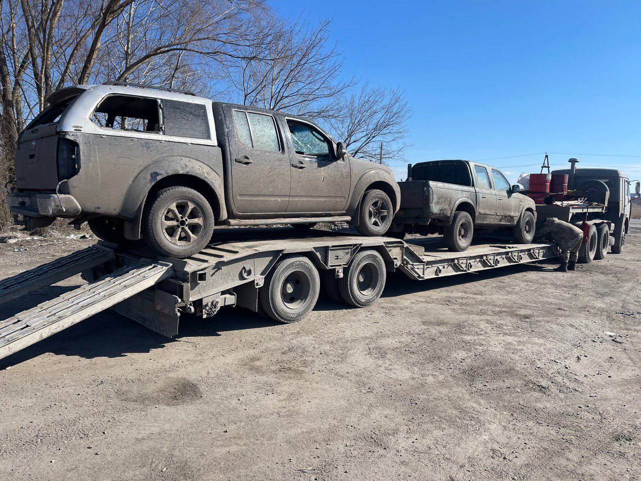 Repairing military vehicles